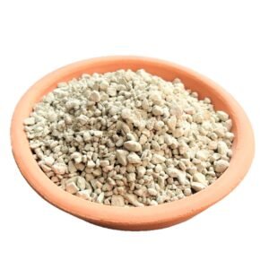 Zeolita portada Zeolita en plato de barro